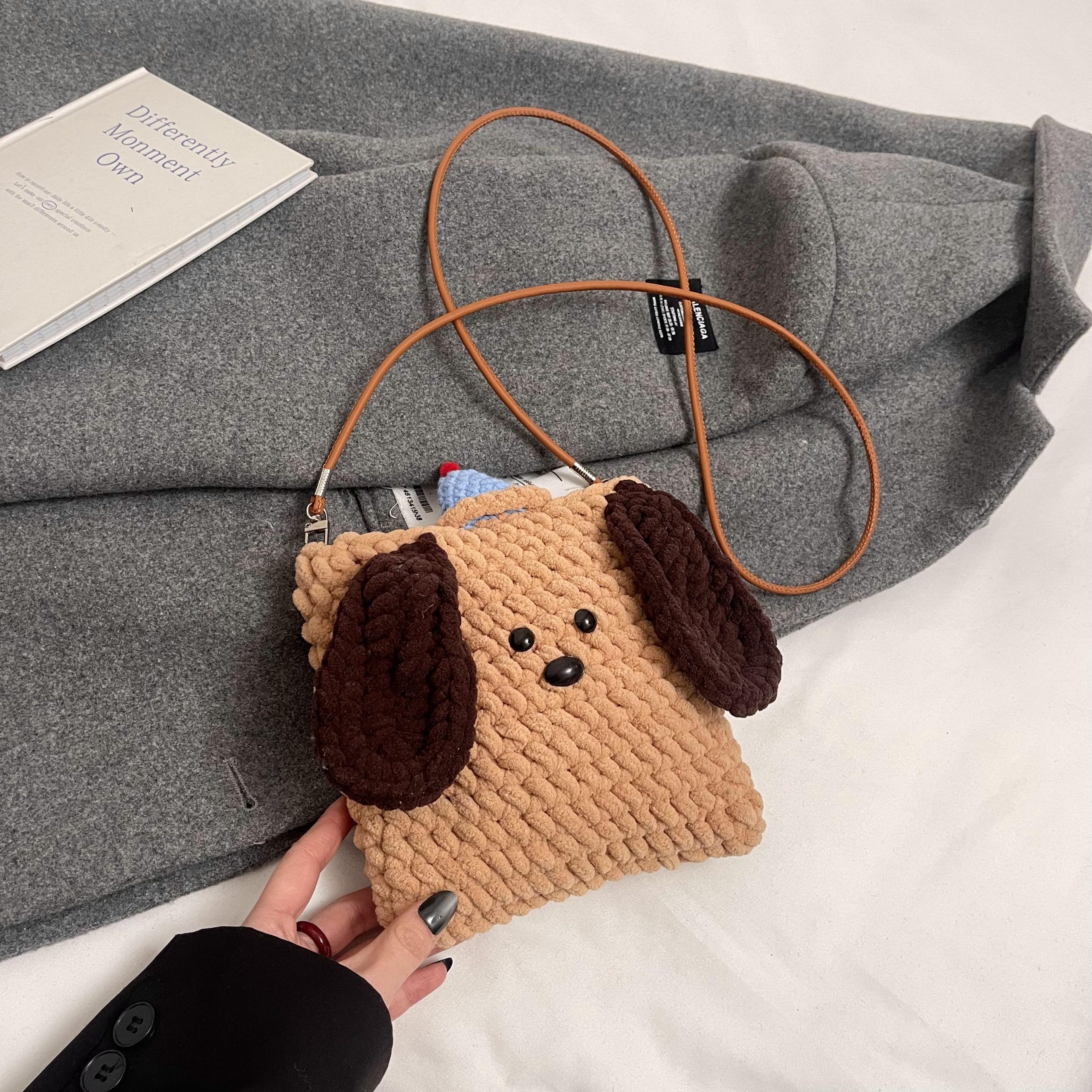 2025 Summer Quirky Cute Knitted Dog Mini Crossbody Phone Bag for Women - Trendy Fashion Accessory 2025 Summer Quirky Cute Knitted Dog Mini Crossbody Phone Bag for Women - Trendy Fashion Accessory