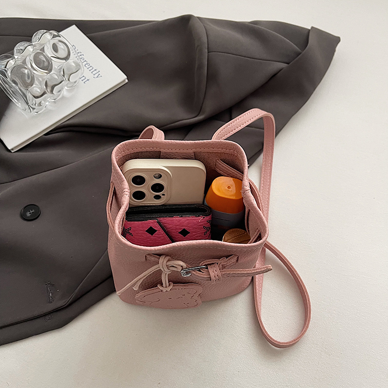 2025 Summer Trendy Versatile Bucket Bag for Women - Stylish Crossbody Phone Bag Perfect for Everyday Use 2025 Summer Trendy Versatile Bucket Bag for Women - Stylish Crossbody Phone Bag Perfect for Everyday Use