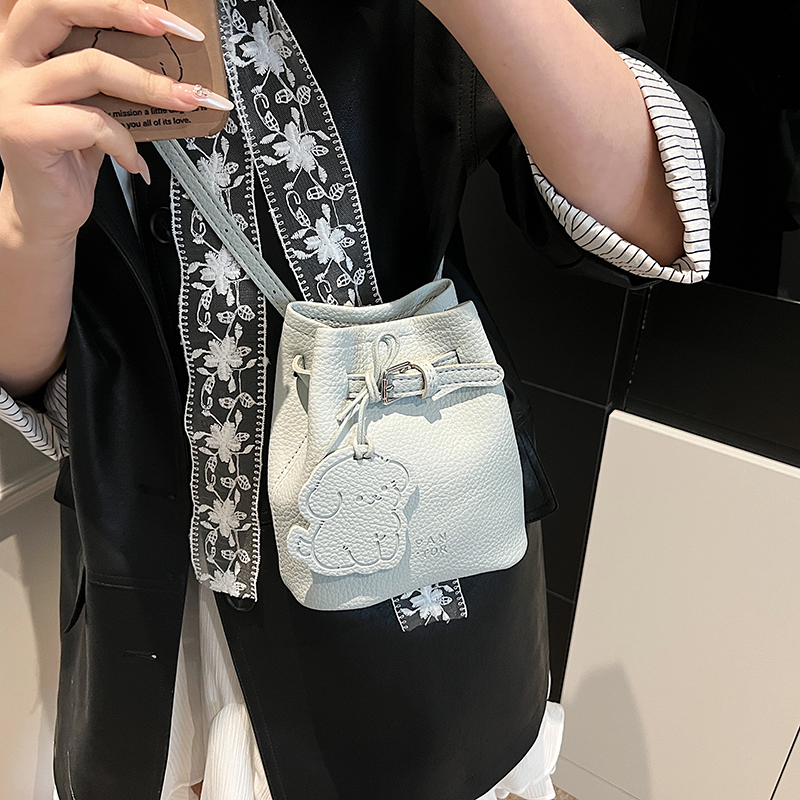 2025 Summer Trendy Versatile Bucket Bag for Women - Stylish Crossbody Phone Bag Perfect for Everyday Use 2025 Summer Trendy Versatile Bucket Bag for Women - Stylish Crossbody Phone Bag Perfect for Everyday Use