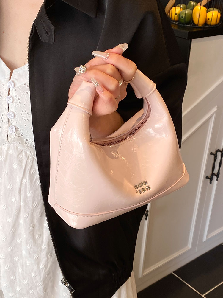 2025 Summer Versatile Oil Wax Leather Crossbody Handbag for Women - Chic Daily Commuting Dumpling Style 2025 Summer Versatile Oil Wax Leather Crossbody Handbag for Women - Chic Daily Commuting Dumpling Style