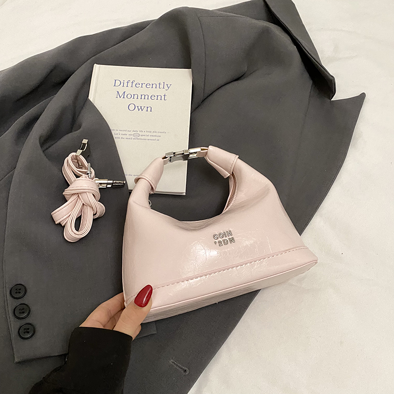 2025 Summer Versatile Oil Wax Leather Crossbody Handbag for Women - Chic Daily Commuting Dumpling Style 2025 Summer Versatile Oil Wax Leather Crossbody Handbag for Women - Chic Daily Commuting Dumpling Style