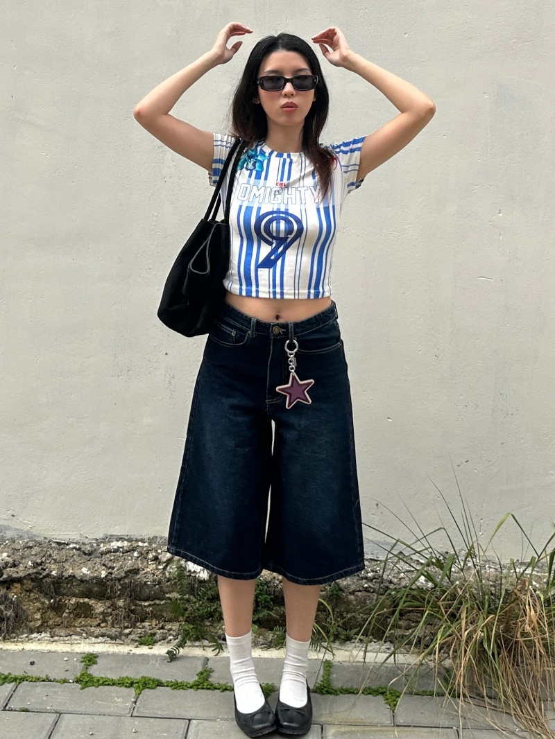 2025 Summer Women's Blue Striped Tight Round Neck T-Shirt - Trendy Jersey Style, Short Sleeve, Casual Fashion 2025 Summer Women's Blue Striped Tight Round Neck T-Shirt - Trendy Jersey Style, Short Sleeve, Casual Fashion