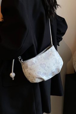 2025 Summer Women's Chinese-Style Embroidered Saddle Bag - Minimalist Casual Versatile Crossbody Bag