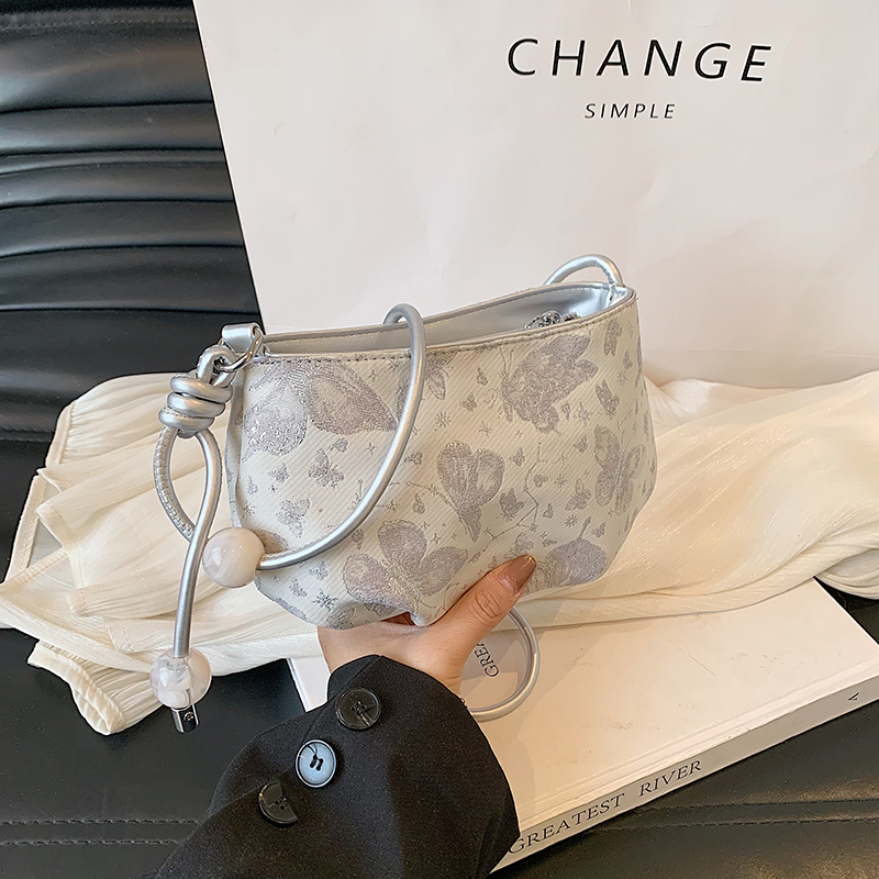 2025 Summer Women's Chinese-Style Embroidered Saddle Bag - Minimalist Casual Versatile Crossbody Bag 2025 Summer Women's Chinese-Style Embroidered Saddle Bag - Minimalist Casual Versatile Crossbody Bag