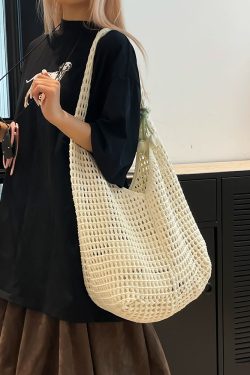 2025 Summer Women's Large Capacity Hollow Woven Beach Bucket Bag - Trendy Simple Design for Coastal Adventures