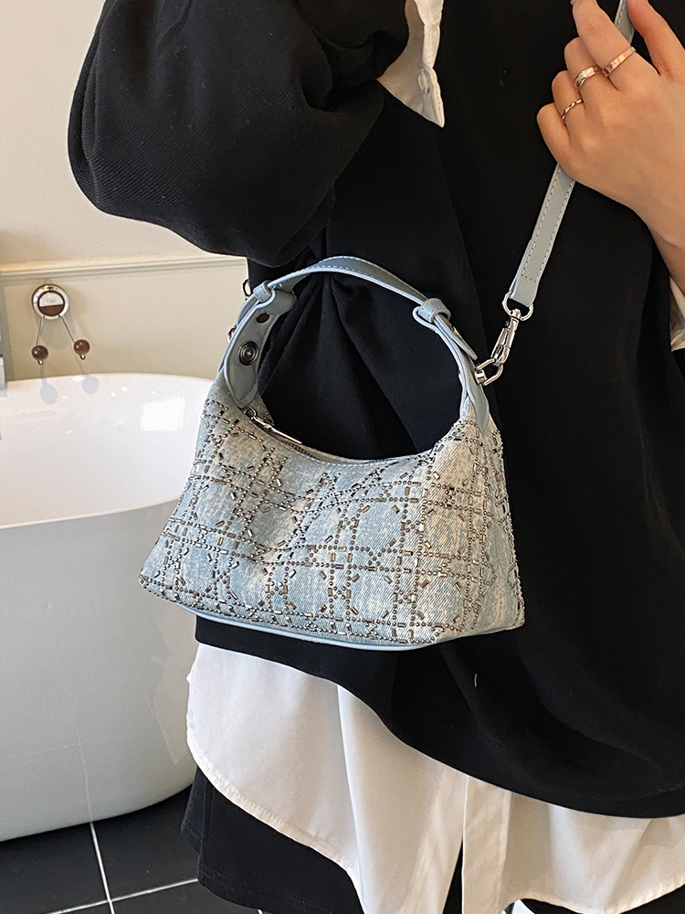 2025 Summer Women's Minimalist Crossbody Dumpling Shoulder Tote Bag - Versatile Fashionable Commuter Style 2025 Summer Women's Minimalist Crossbody Dumpling Shoulder Tote Bag - Versatile Fashionable Commuter Style