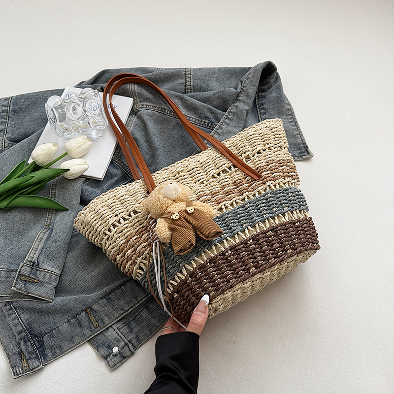 2025 Summer Women's Versatile Woven Straw Bucket Bag - Fashionable Crossbody for Beach Vacation & Everyday Use 2025 Summer Women's Versatile Woven Straw Bucket Bag - Fashionable Crossbody for Beach Vacation & Everyday Use