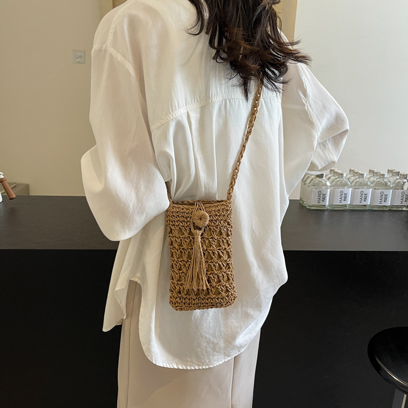 2025 Summer Woven Crossbody Bag for Women - Mini Straw Phone Bag, Versatile High-End Niche Style 2025 Summer Woven Crossbody Bag for Women - Mini Straw Phone Bag, Versatile High-End Niche Style