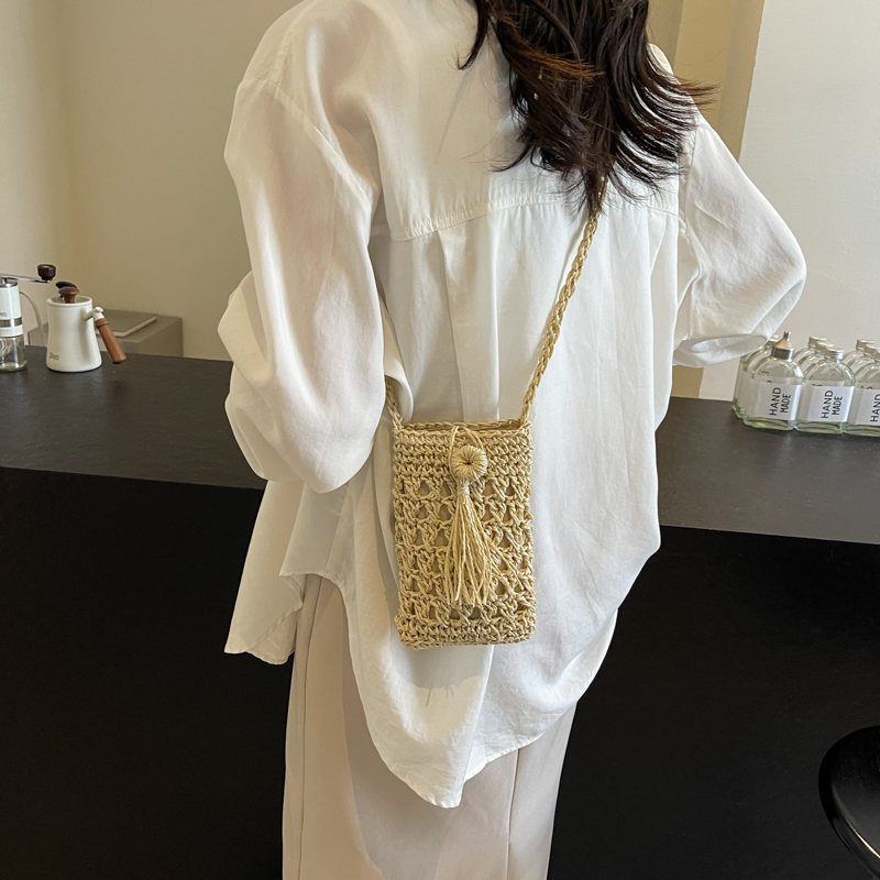 2025 Summer Woven Crossbody Bag for Women - Mini Straw Phone Bag, Versatile High-End Niche Style 2025 Summer Woven Crossbody Bag for Women - Mini Straw Phone Bag, Versatile High-End Niche Style