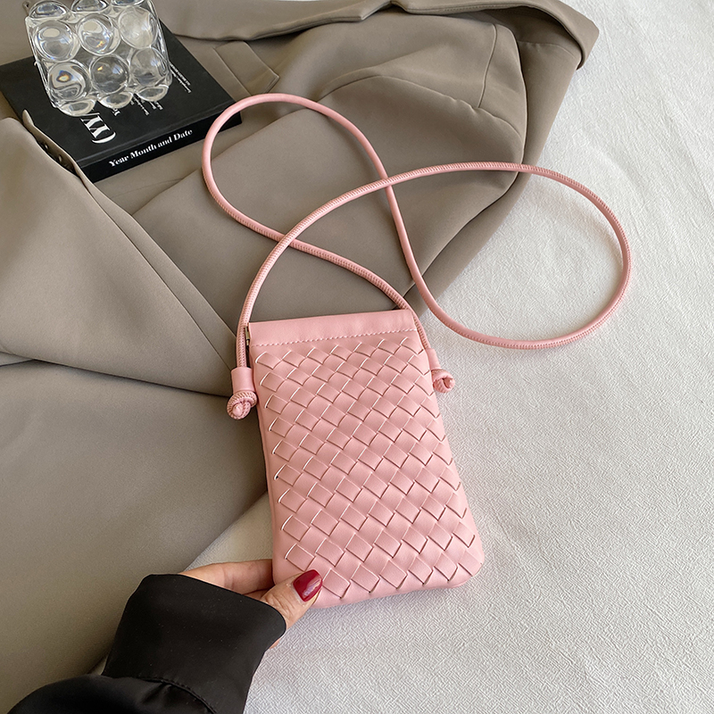 2025 Summer Woven Mini Crossbody Bag for Women - Trendy High-End Small Phone Bag for Walking and Outings 2025 Summer Woven Mini Crossbody Bag for Women - Trendy High-End Small Phone Bag for Walking and Outings