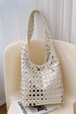 2025 Winter Trendy Underarm Bucket Bag - High-End Versatile Shoulder Bag for Office Commuting and Everyday Style