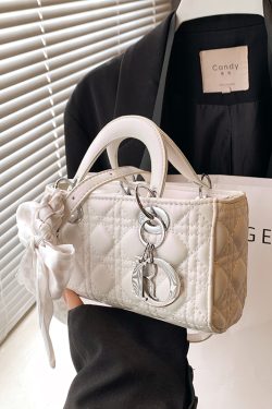 2025 Winter Women's High-End Diamond Quilted Crossbody Handbag, Small Chanel-Style Shoulder Bag, Versatile Fashion Accessory