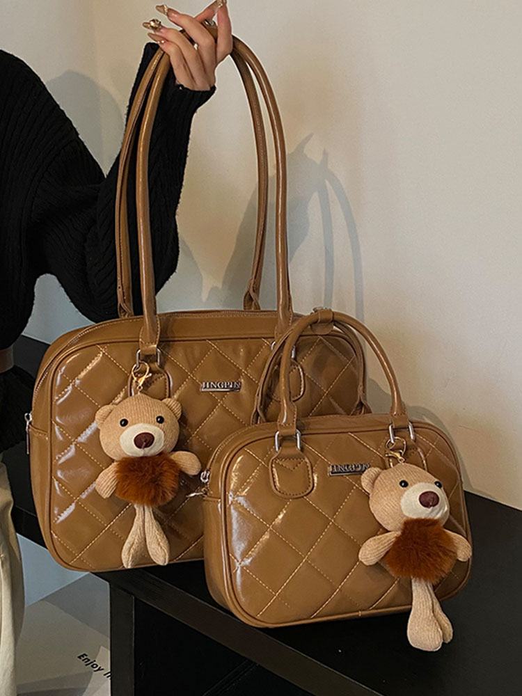 2025 Winter Women's Minimalist Diamond-Patterned Handheld Travel Bag, Chic Shoulder Bag, High-End Underarm Style 2025 Winter Women's Minimalist Diamond-Patterned Handheld Travel Bag, Chic Shoulder Bag, High-End Underarm Style