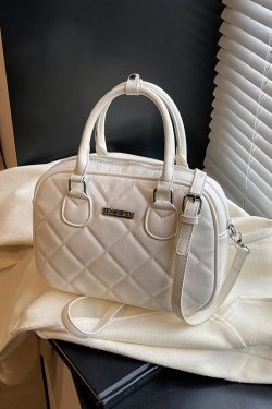 2025 Winter Women's Minimalist Diamond-Patterned Handheld Travel Bag, Chic Shoulder Bag, High-End Underarm Style