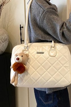 2025 Winter Women's Minimalist Diamond-Patterned Handheld Travel Bag, Chic Shoulder Bag, High-End Underarm Style