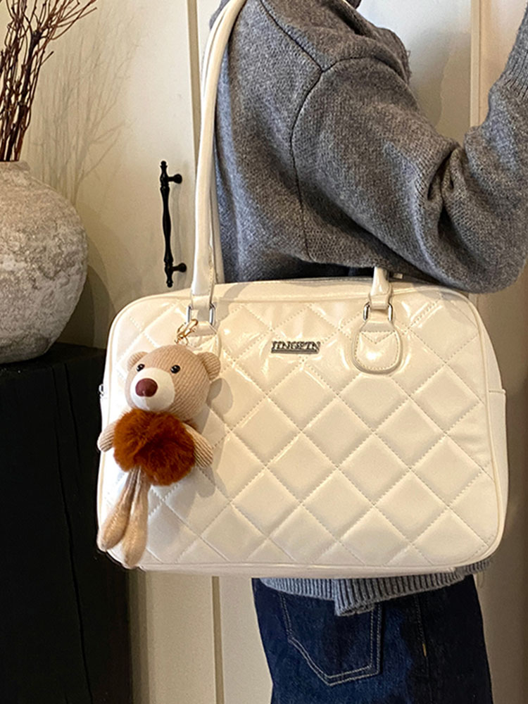 2025 Winter Women's Minimalist Diamond-Patterned Handheld Travel Bag, Chic Shoulder Bag, High-End Underarm Style 2025 Winter Women's Minimalist Diamond-Patterned Handheld Travel Bag, Chic Shoulder Bag, High-End Underarm Style