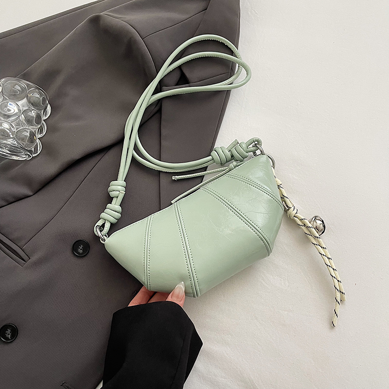 2025 Women's High-End Silver Horn Dumpling Bag - Textured Crossbody Zipper Phone Bag for Summer Fashion 2025 Women's High-End Silver Horn Dumpling Bag - Textured Crossbody Zipper Phone Bag for Summer Fashion