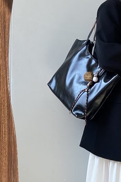 2025 Women's Korean Style Large Capacity Tote Bag - Versatile Professional Commuter Shoulder Handbag