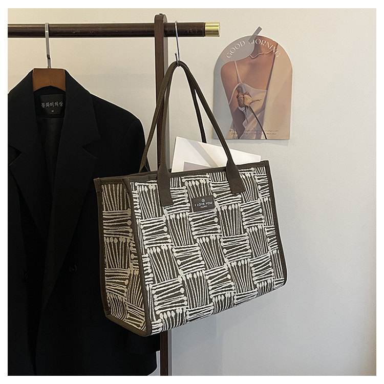 2025 Women's Large Capacity Canvas Tote Bag for Spring & Summer - Stylish Travel, Shopping, and Commuter Shoulder Bag 2025 Women's Large Capacity Canvas Tote Bag for Spring & Summer - Stylish Travel, Shopping, and Commuter Shoulder Bag