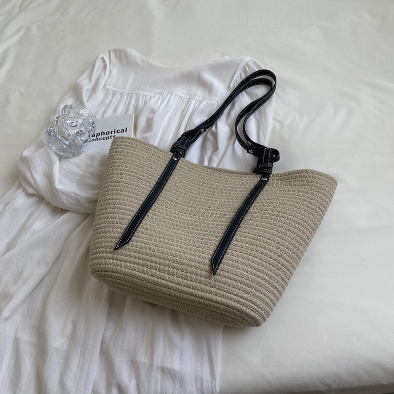 2025 Women's Large Capacity Grass-Woven Tote Bag, Versatile Fashionable Shoulder Bag for Spring and Summer 2025 Women's Large Capacity Grass-Woven Tote Bag, Versatile Fashionable Shoulder Bag for Spring and Summer