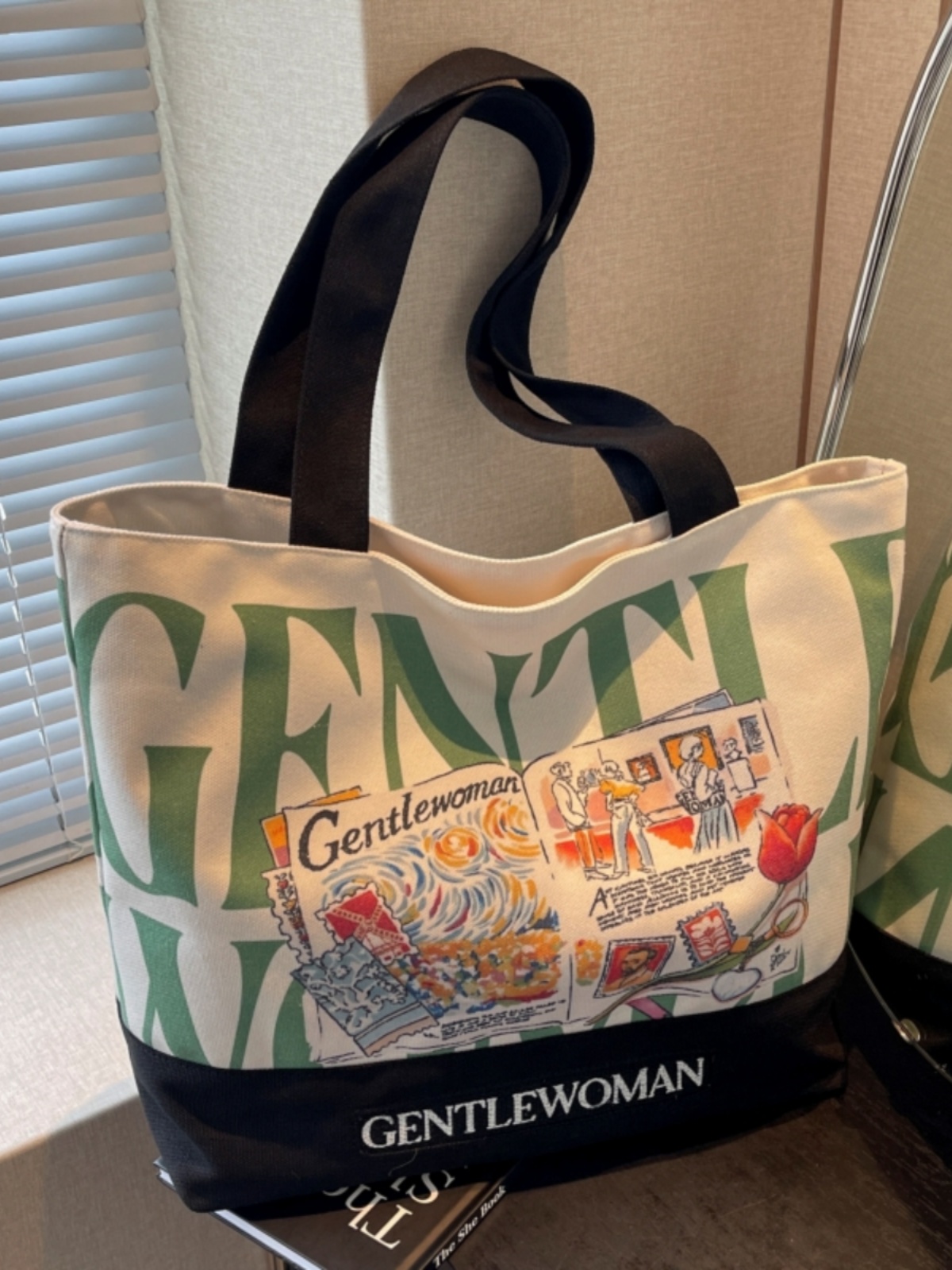 2025 Women's Letter Canvas Bag - Versatile Large Capacity Commuter Tote for Students, Stylish Shoulder Handbag 2025 Women's Letter Canvas Bag - Versatile Large Capacity Commuter Tote for Students, Stylish Shoulder Handbag