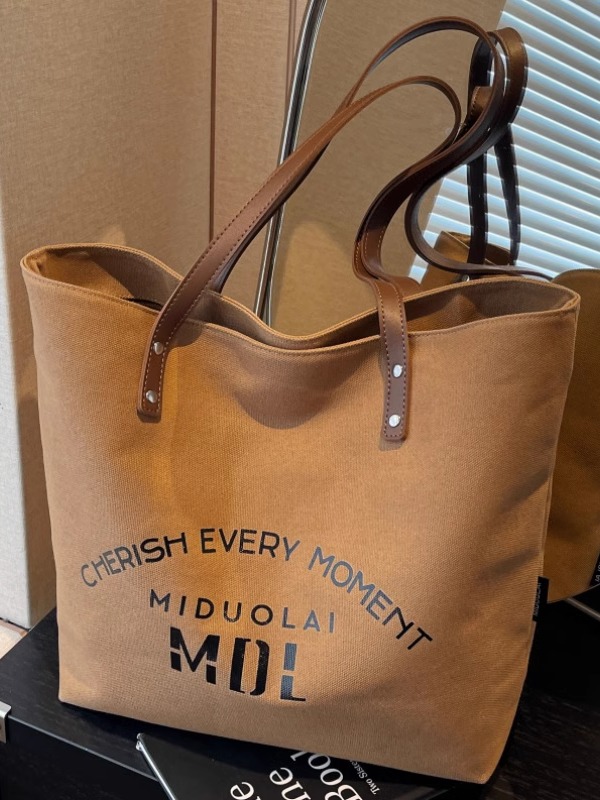 2025 Women's Letter Canvas Tote Bag - Large Capacity Korean Style Versatile Commuter Shoulder Handbag 2025 Women's Letter Canvas Tote Bag - Large Capacity Korean Style Versatile Commuter Shoulder Handbag