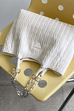 2025 Women's Pleated Tote Bag - Versatile Commuter Shoulder Handbag with Chain - Stylish Large Bag for Everyday Use
