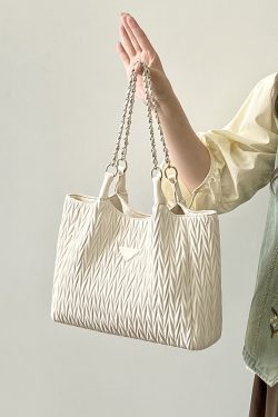 2025 Women's Pleated Tote Bag - Versatile Commuter Shoulder Handbag with Chain - Stylish Large Bag for Everyday Use