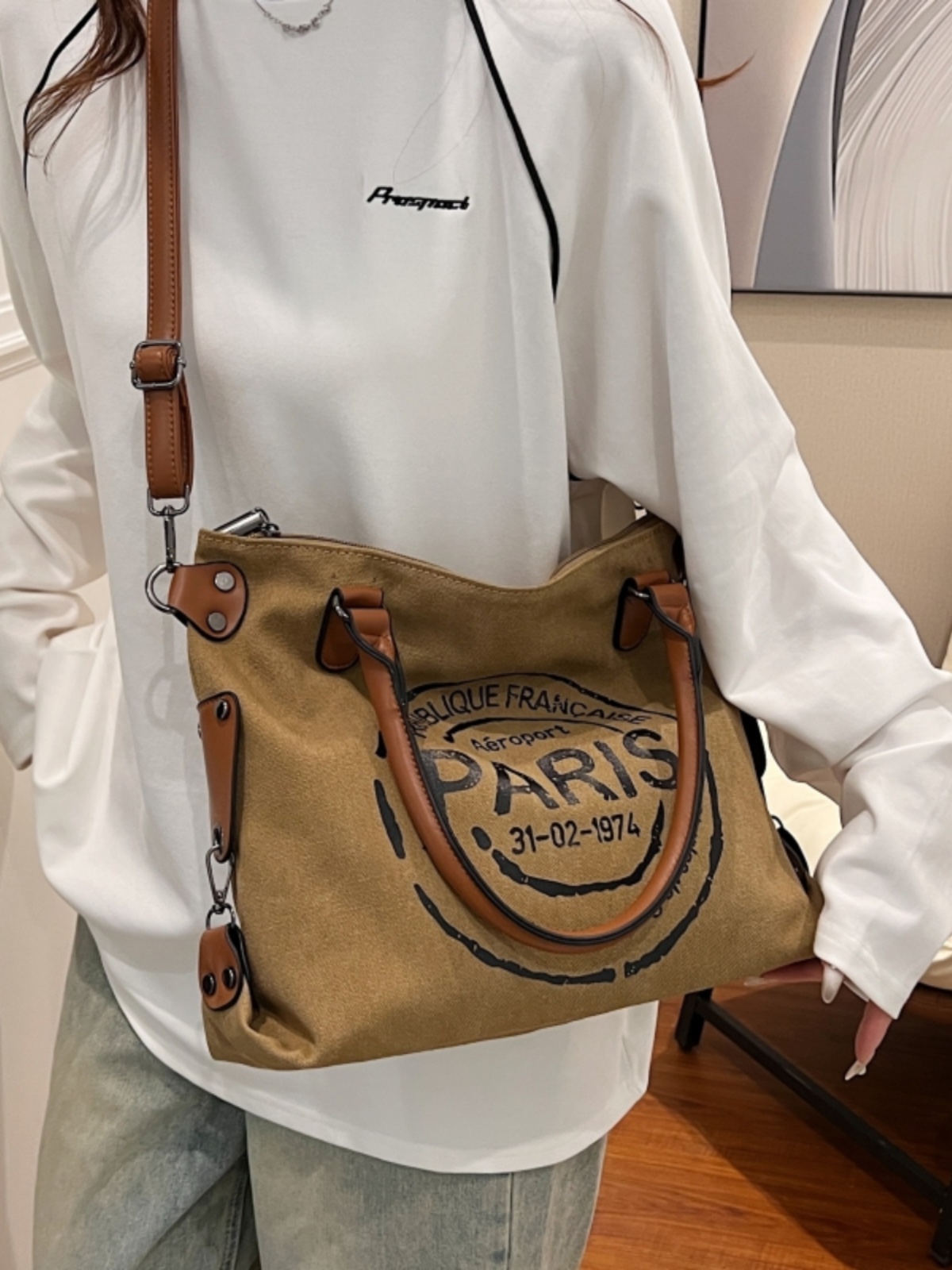 2025 Women's Single-Shoulder Canvas Tote Bag - Large Capacity Spring & Summer Fashion for Classes & Commuting 2025 Women's Single-Shoulder Canvas Tote Bag - Large Capacity Spring & Summer Fashion for Classes & Commuting