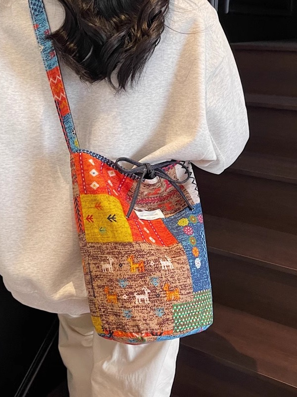 2025 Women's Summer Large Capacity Ethnic Style Bucket Bag - Versatile Crossbody Canvas Tote for Commuting & Everyday Use 2025 Women's Summer Large Capacity Ethnic Style Bucket Bag - Versatile Crossbody Canvas Tote for Commuting & Everyday Use