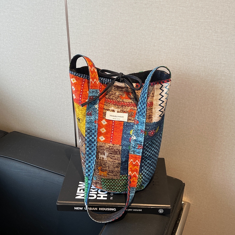 2025 Women's Summer Large Capacity Ethnic Style Bucket Bag - Versatile Crossbody Canvas Tote for Commuting & Everyday Use 2025 Women's Summer Large Capacity Ethnic Style Bucket Bag - Versatile Crossbody Canvas Tote for Commuting & Everyday Use