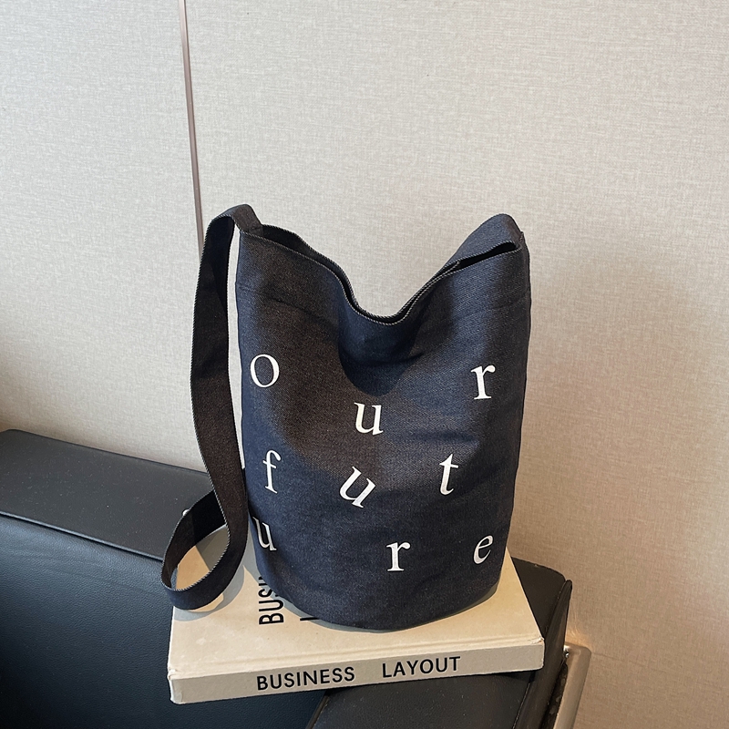 2025 Women's Summer Large Capacity Ethnic Style Bucket Bag - Versatile Crossbody Canvas Tote for Commuting & Everyday Use 2025 Women's Summer Large Capacity Ethnic Style Bucket Bag - Versatile Crossbody Canvas Tote for Commuting & Everyday Use