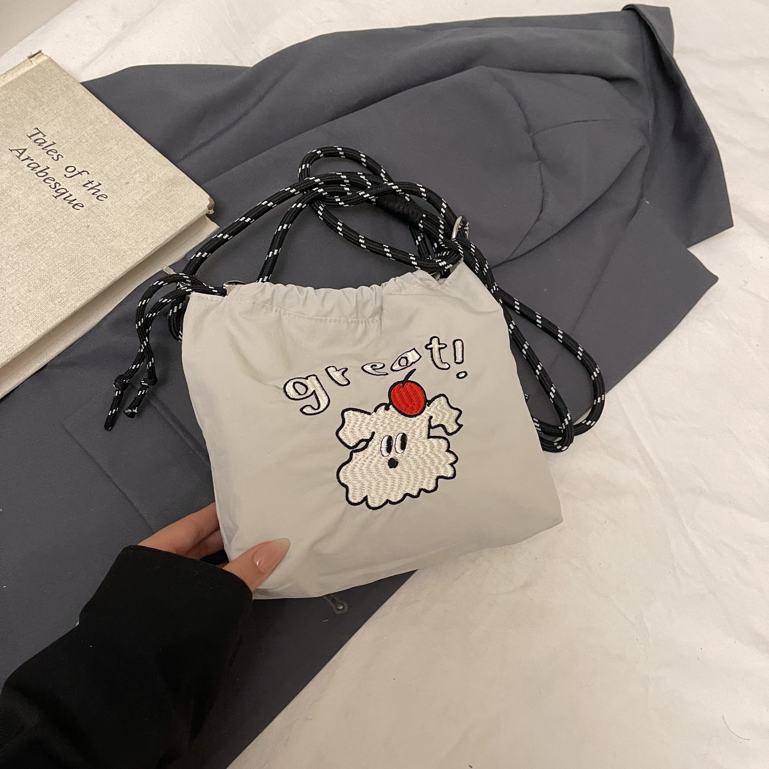 2025 Women's Summer Nylon Embroidered Canvas Drawstring Crossbody Bag - Simple Portable Phone Bag 2025 Women's Summer Nylon Embroidered Canvas Drawstring Crossbody Bag - Simple Portable Phone Bag