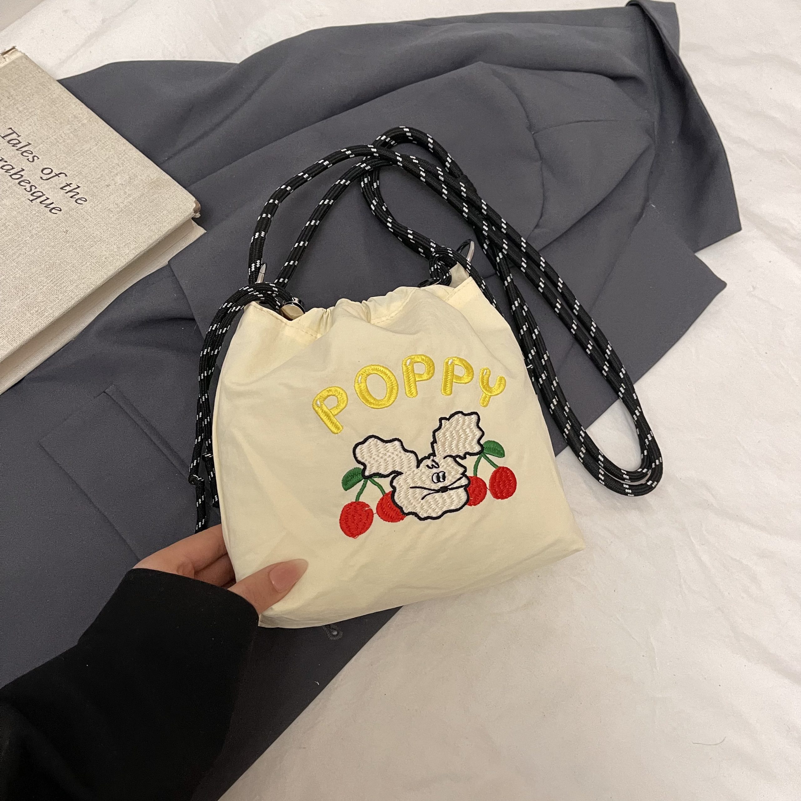 2025 Women's Summer Nylon Embroidered Canvas Drawstring Crossbody Bag - Simple Portable Phone Bag 2025 Women's Summer Nylon Embroidered Canvas Drawstring Crossbody Bag - Simple Portable Phone Bag