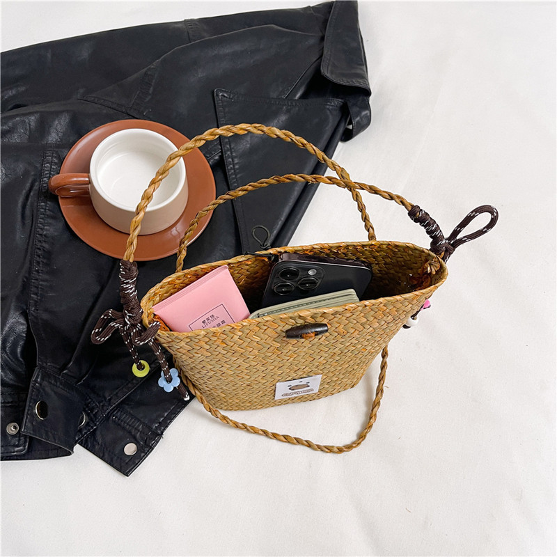 2025 Women's Summer Seaside Woven Straw Crossbody Bag - Trendy Vegetable Basket Design for Vacation & Phone Storage 2025 Women's Summer Seaside Woven Straw Crossbody Bag - Trendy Vegetable Basket Design for Vacation & Phone Storage