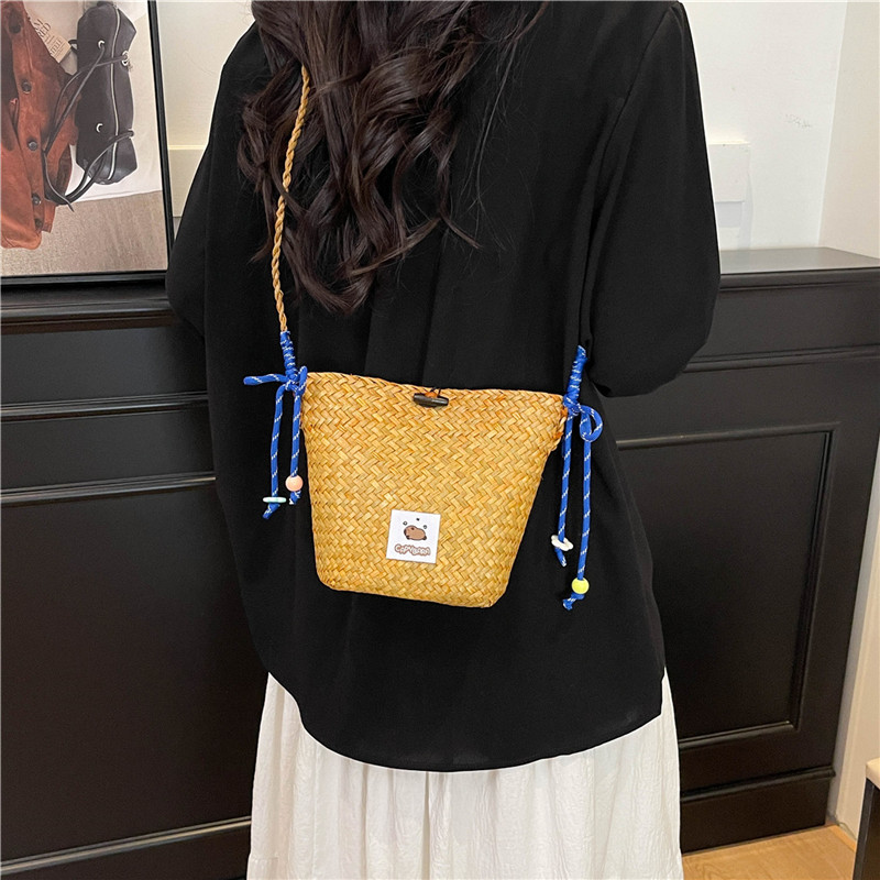 2025 Women's Summer Seaside Woven Straw Crossbody Bag - Trendy Vegetable Basket Design for Vacation & Phone Storage 2025 Women's Summer Seaside Woven Straw Crossbody Bag - Trendy Vegetable Basket Design for Vacation & Phone Storage