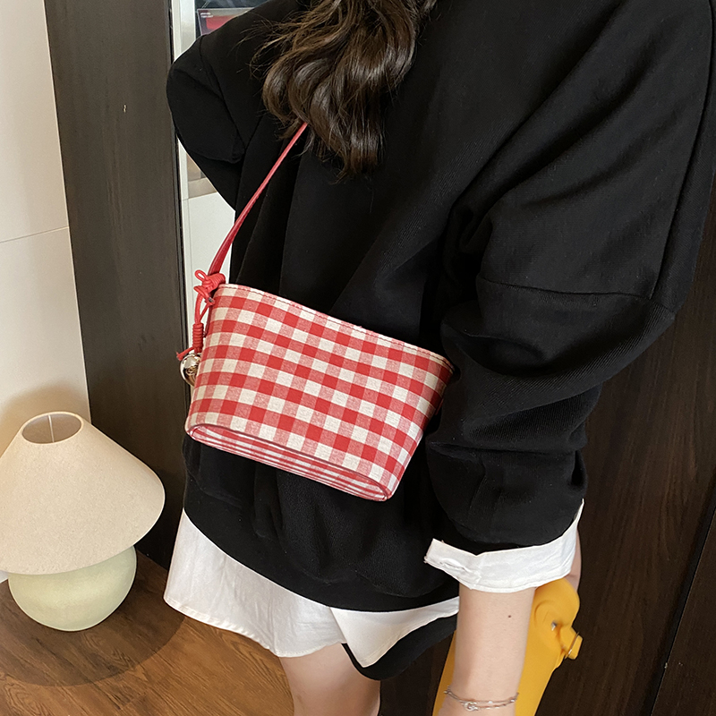 2025 Women's Summer Yellow Plaid Bucket Bag - Stylish Zipper Crossbody Phone Bag for Trendy Fashion 2025 Women's Summer Yellow Plaid Bucket Bag - Stylish Zipper Crossbody Phone Bag for Trendy Fashion