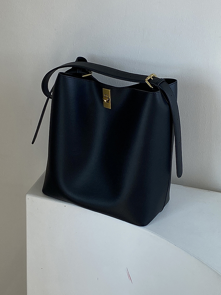 2025 Women's Versatile High-Quality Bucket Bag - Casual Commuter Shoulder Tote Crossbody Bag 2025 Women's Versatile High-Quality Bucket Bag - Casual Commuter Shoulder Tote Crossbody Bag