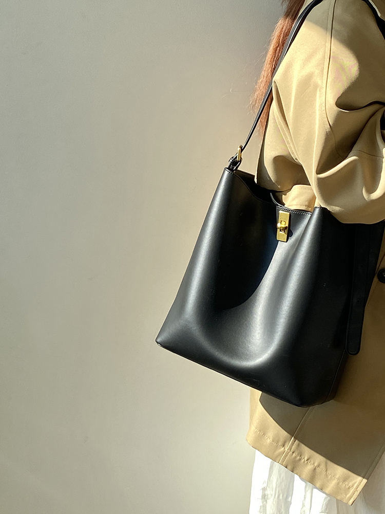 2025 Women's Versatile High-Quality Bucket Bag - Casual Commuter Shoulder Tote Crossbody Bag 2025 Women's Versatile High-Quality Bucket Bag - Casual Commuter Shoulder Tote Crossbody Bag