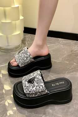 8cm Platform Sole Velcro One-Strap Sandals for Women - 2025 Summer Outdoor Thick-Soled Slippers