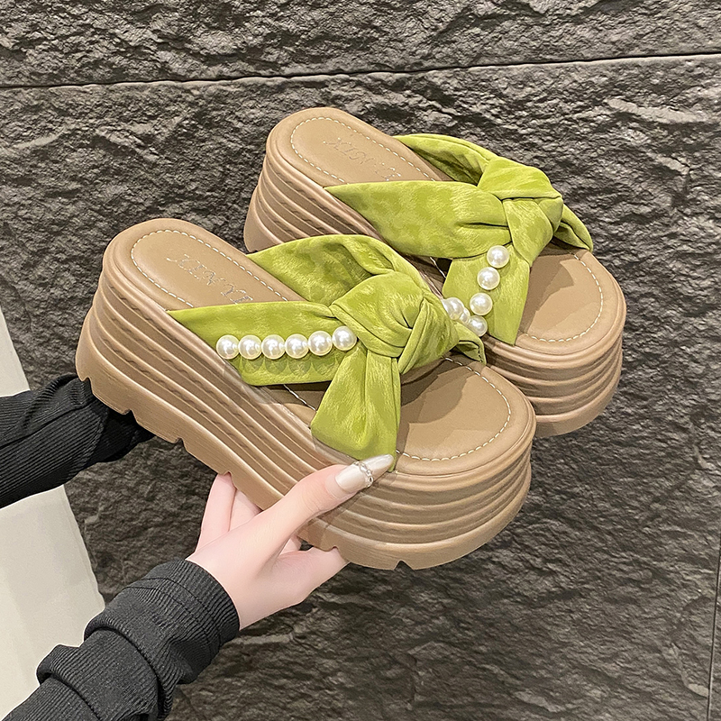 8cm Thick-Soled Pearl Slippers for Women - Summer Fairy Style Height-Increasing Beach Sandals for Outdoor Wear 8cm Thick-Soled Pearl Slippers for Women - Summer Fairy Style Height-Increasing Beach Sandals for Outdoor Wear