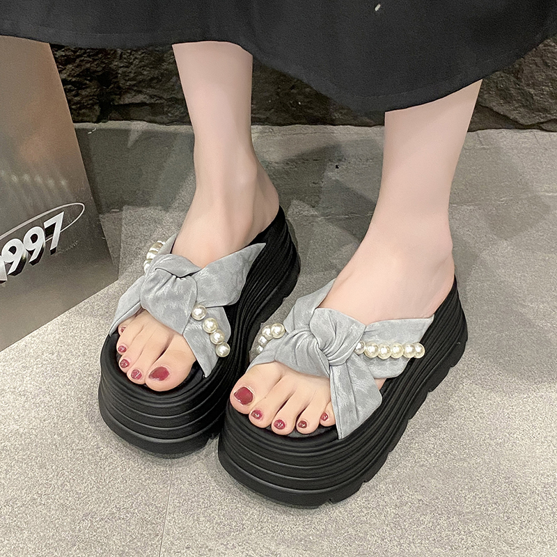 8cm Thick-Soled Pearl Slippers for Women - Summer Fairy Style Height-Increasing Beach Sandals for Outdoor Wear 8cm Thick-Soled Pearl Slippers for Women - Summer Fairy Style Height-Increasing Beach Sandals for Outdoor Wear