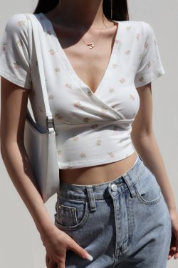 90s American Retro Floral Cross V-Neck Tight Fitted High-Waisted Cropped Short Sleeve T-Shirt for Women - Summer Style