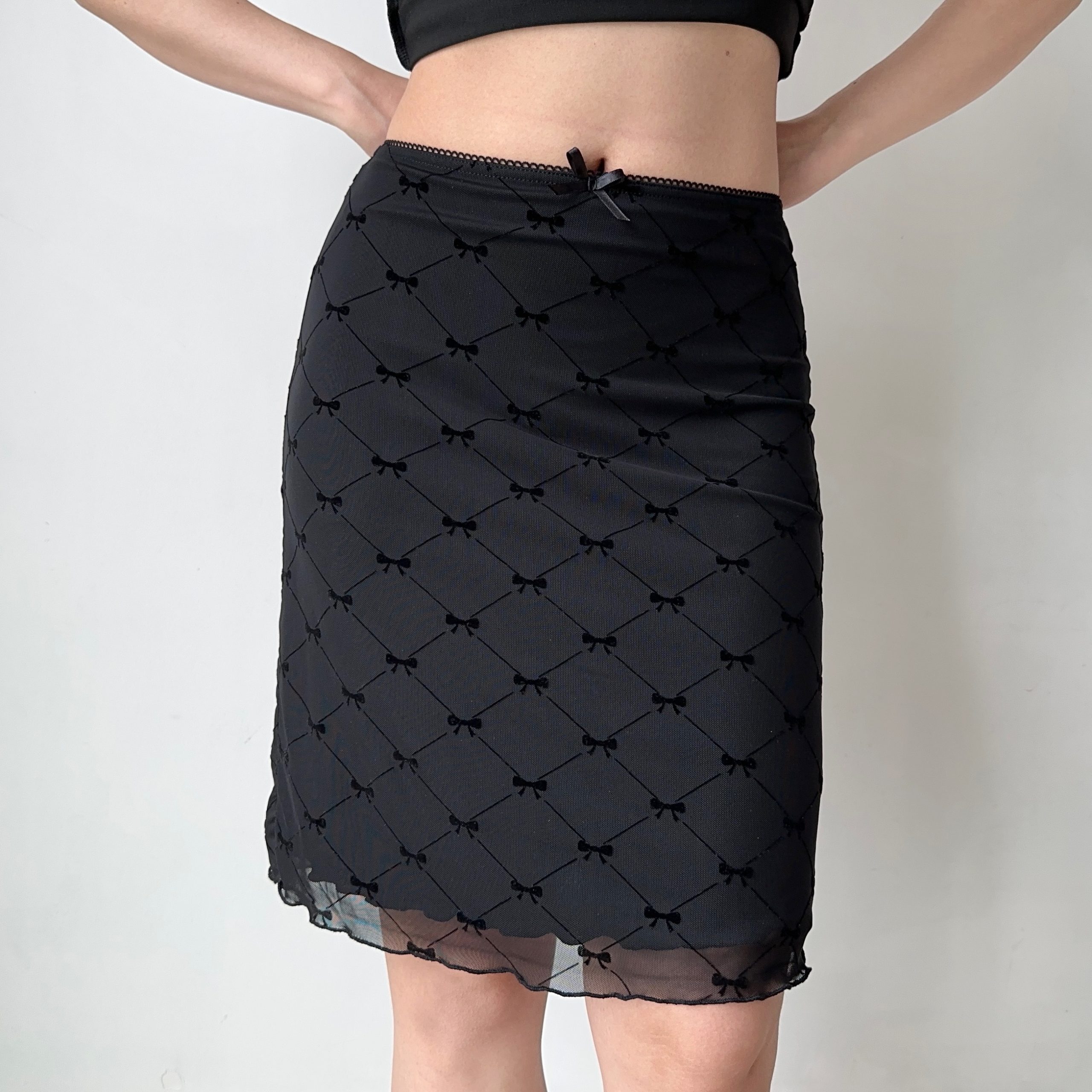 A-line Plaid Half Skirt with Bow Tie - Slim Fit Mid-Waist Bodycon Tulle Short Skirt for European and American Style Fashion A-line Plaid Half Skirt with Bow Tie - Slim Fit Mid-Waist Bodycon Tulle Short Skirt for European and American Style Fashion