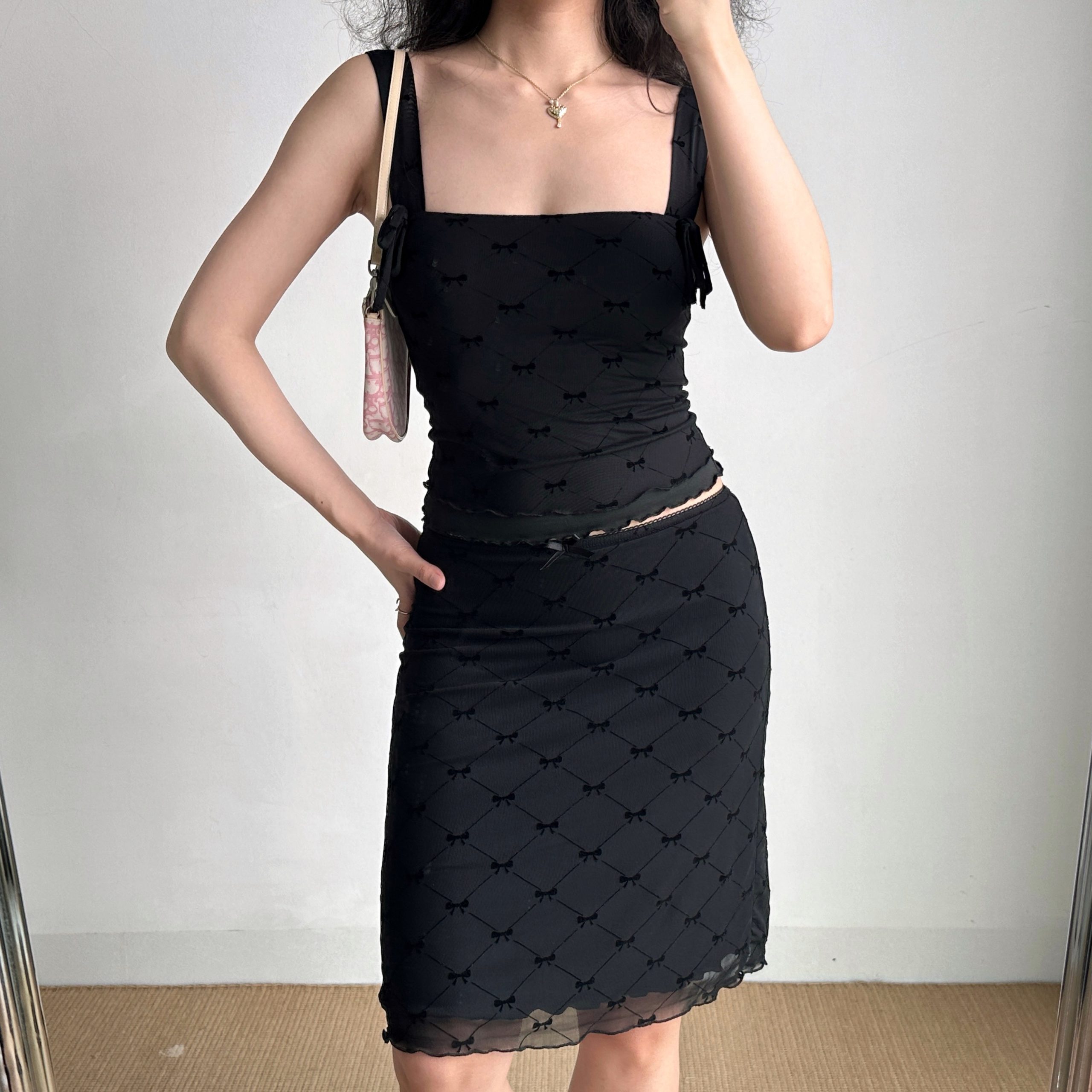 A-line Plaid Half Skirt with Bow Tie - Slim Fit Mid-Waist Bodycon Tulle Short Skirt for European and American Style Fashion A-line Plaid Half Skirt with Bow Tie - Slim Fit Mid-Waist Bodycon Tulle Short Skirt for European and American Style Fashion