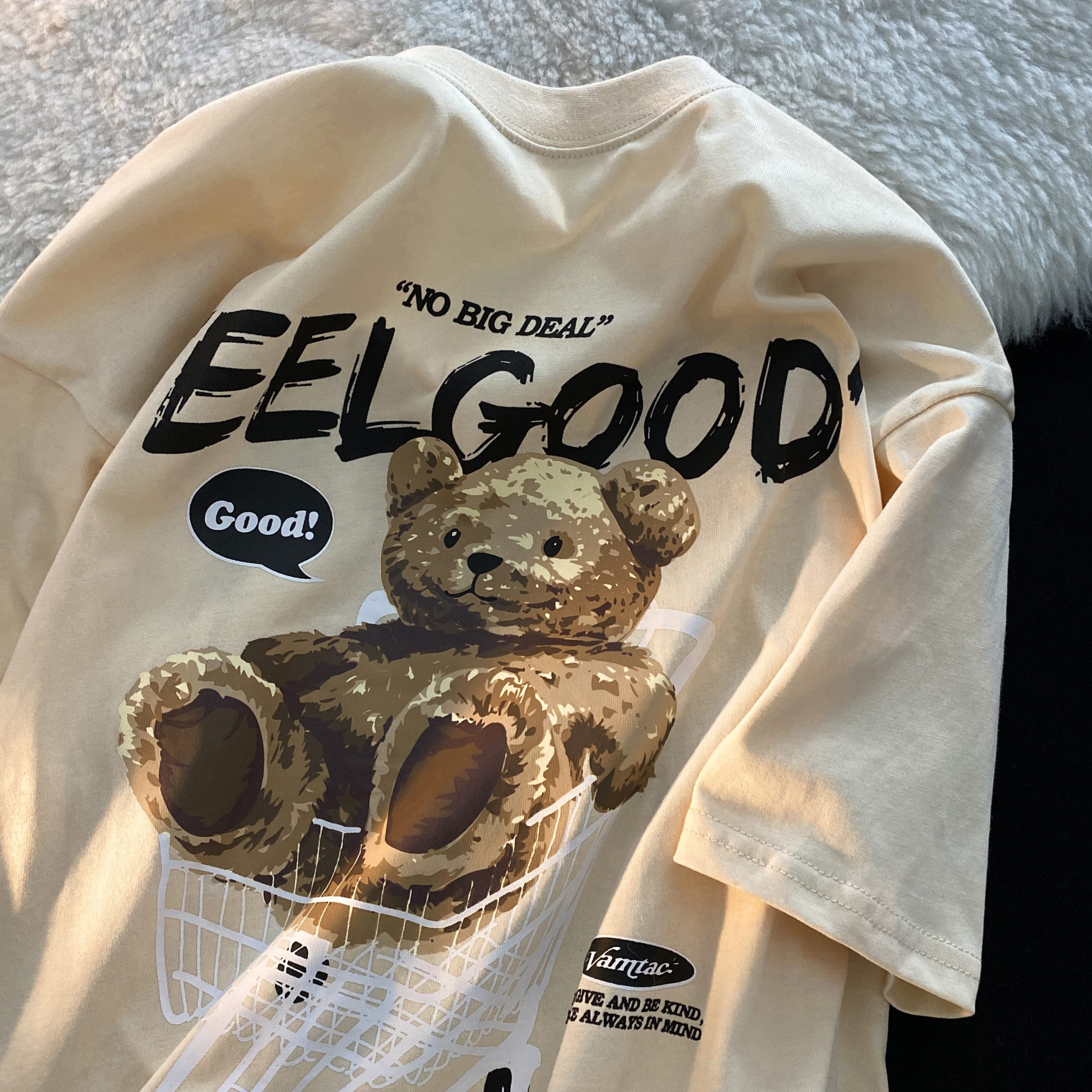 American Retro Bear Graphic Short Sleeve T-Shirt for Men and Women, Plus Size Loose-Fitting Couples Top, Trendy Streetwear American Retro Bear Graphic Short Sleeve T-Shirt for Men and Women, Plus Size Loose-Fitting Couples Top, Trendy Streetwear