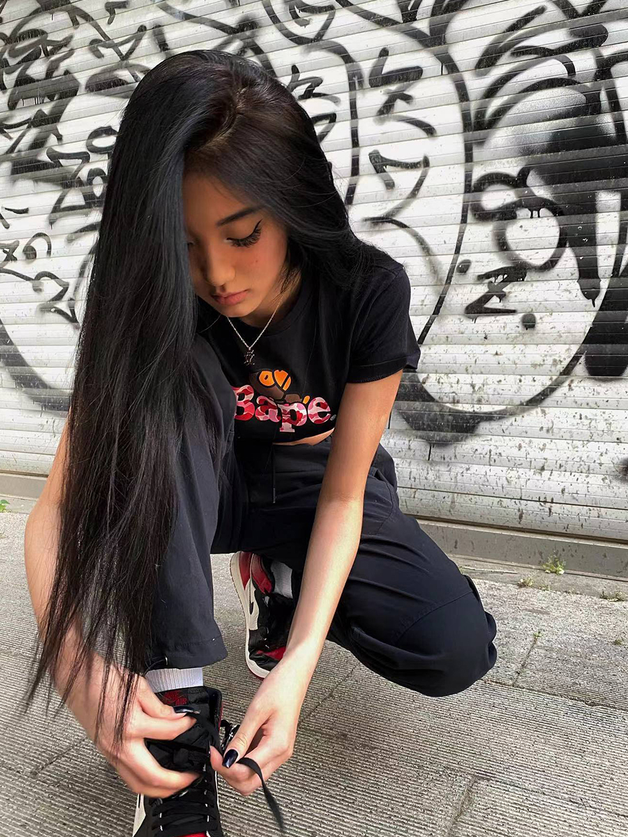 American Retro Camouflage Letter Monkey Black Slim Fit Short Sleeve T-Shirt for Women - Sweet and Spicy Y2K Style American Retro Camouflage Letter Monkey Black Slim Fit Short Sleeve T-Shirt for Women - Sweet and Spicy Y2K Style