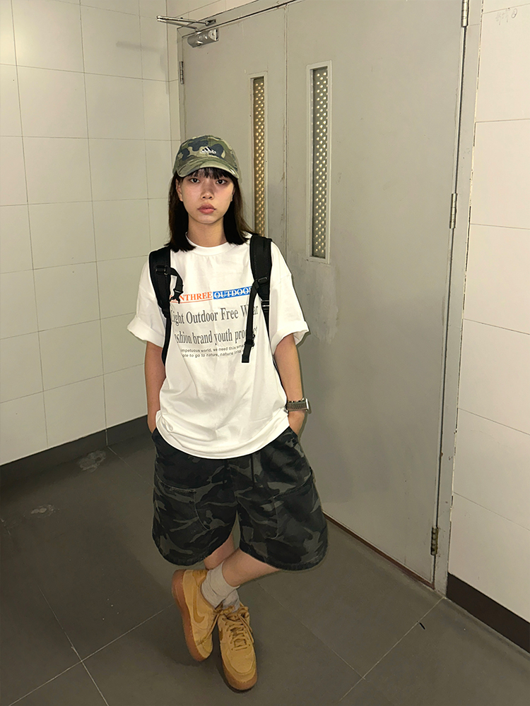 American Retro Camouflage Multi-Pocket Shorts for Men and Women - Loose Fit High Street Straight-Leg Five-Point Workwear American Retro Camouflage Multi-Pocket Shorts for Men and Women - Loose Fit High Street Straight-Leg Five-Point Workwear