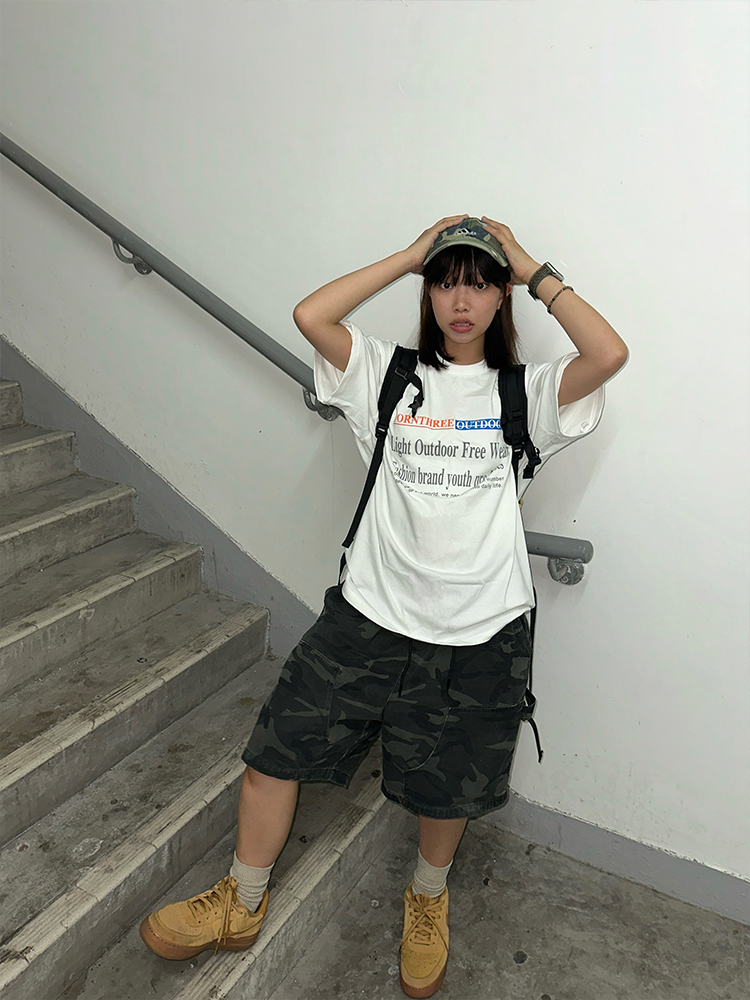 American Retro Camouflage Multi-Pocket Shorts for Men and Women - Loose Fit High Street Straight-Leg Five-Point Workwear American Retro Camouflage Multi-Pocket Shorts for Men and Women - Loose Fit High Street Straight-Leg Five-Point Workwear