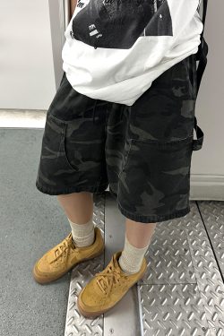 American Retro Camouflage Multi-Pocket Shorts for Men and Women - Loose Fit High Street Straight-Leg Five-Point Workwear